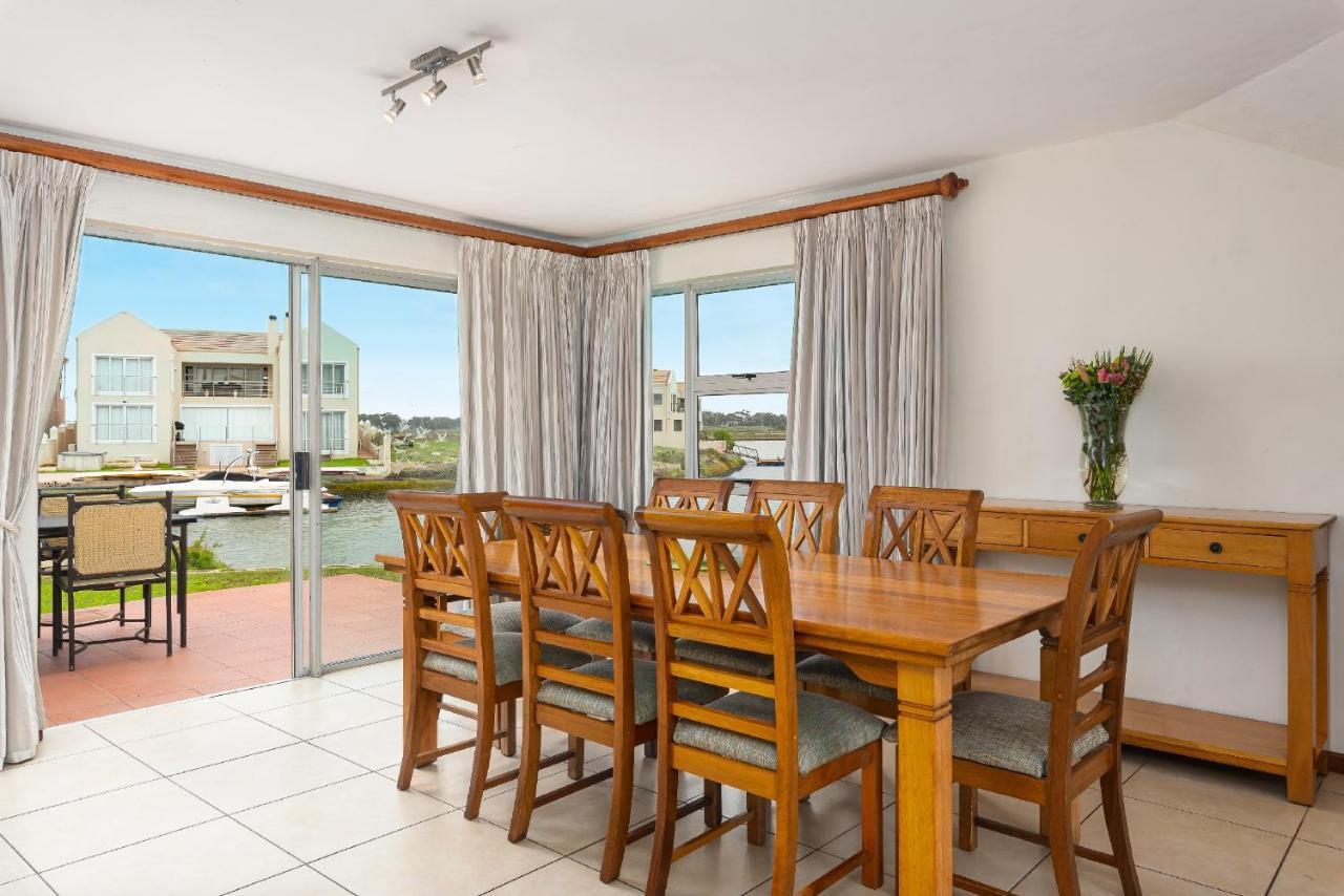 First Group Port Owen Marina Apartment Velddrif Ngoại thất bức ảnh